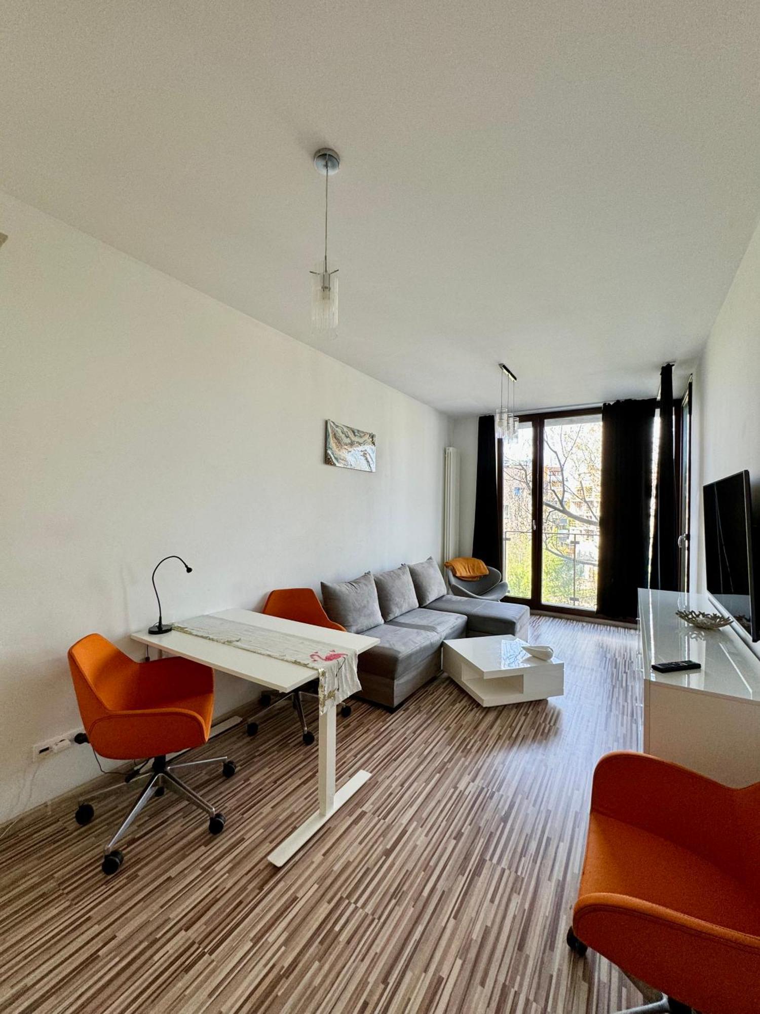 Two Rooms Apartment Triton Park Βαρσοβία Εξωτερικό φωτογραφία